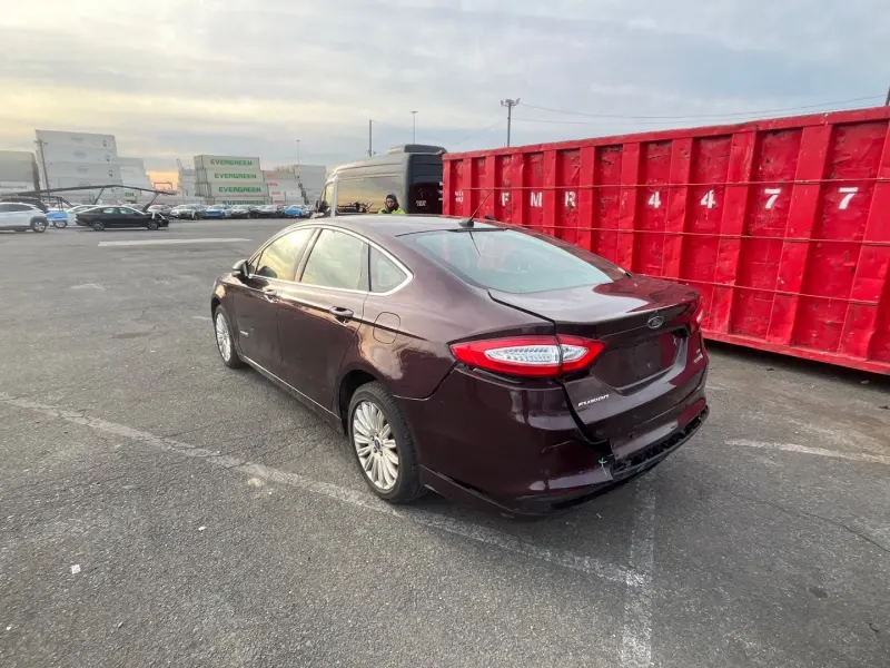 Ford Fusion, 2013