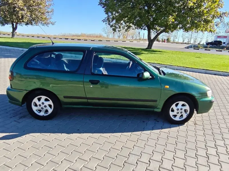 Nissan Almera, 2000