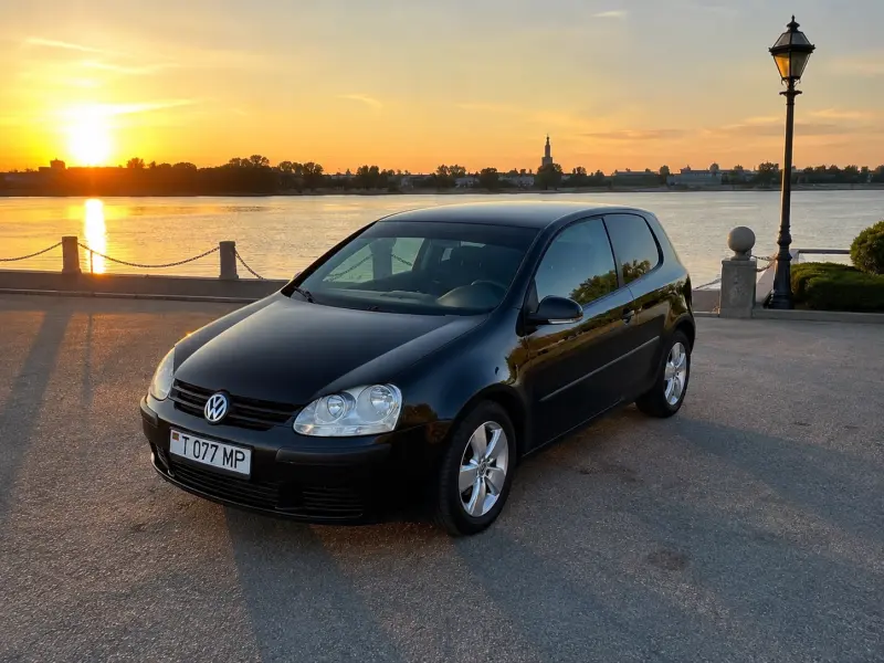 Volkswagen Golf, 2004