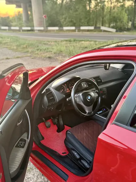 BMW 1 Series, 2005