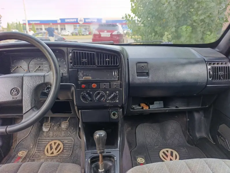 Volkswagen Passat, 1992