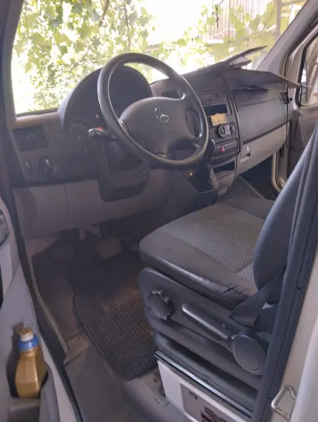 Mercedes-Benz Sprinter, 2010