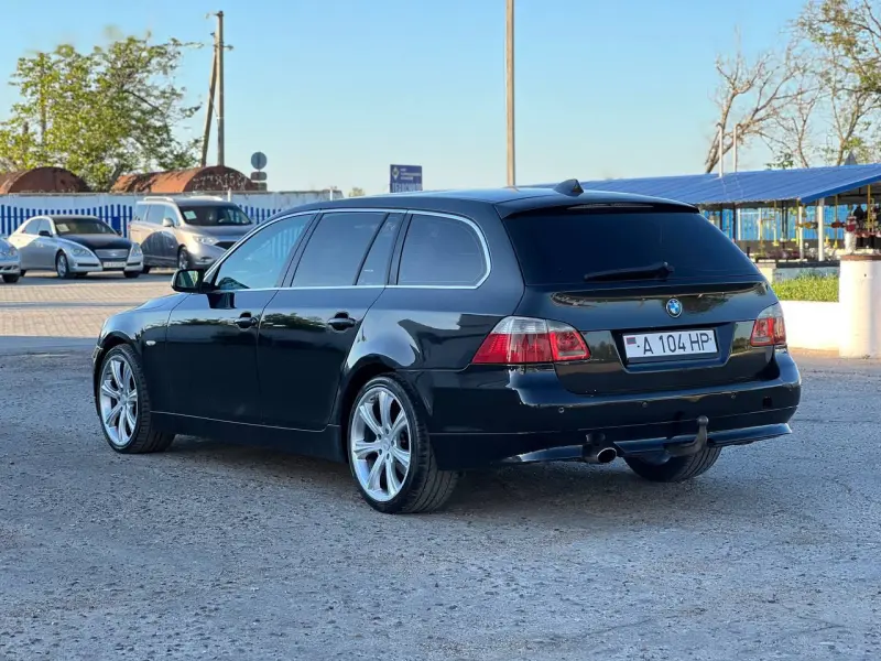 BMW 5 Series, 2005