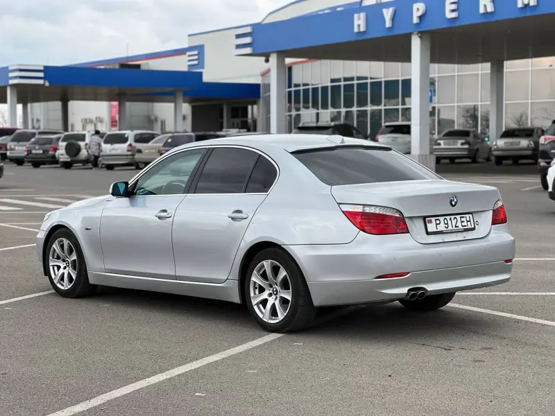 BMW 5 Series, 2008