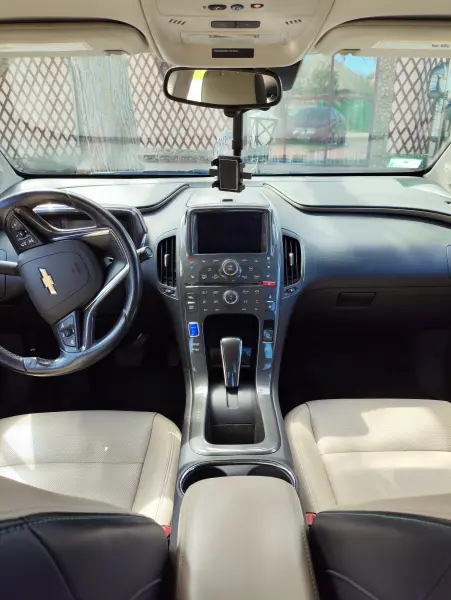 Chevrolet Volt, 2011