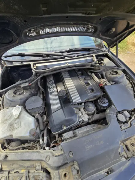 BMW 3 Series, 2001
