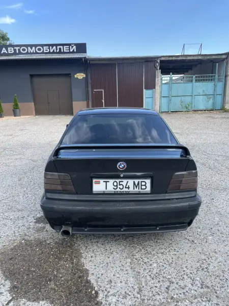 BMW 3 Series, 1994