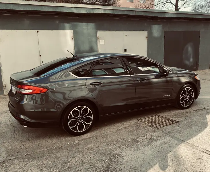 Ford Fusion, 2018