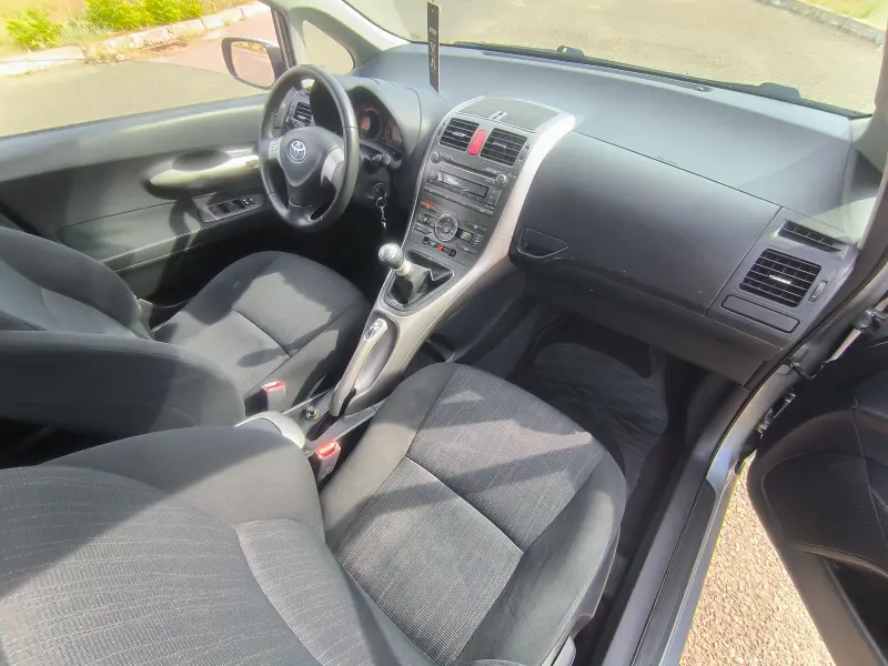 Toyota Auris, 2009