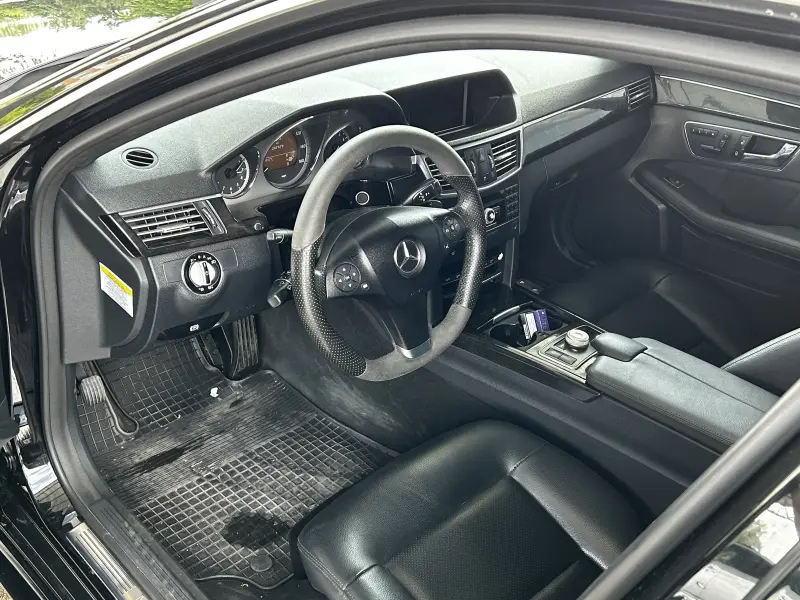 Mercedes-Benz E-Class, 2011