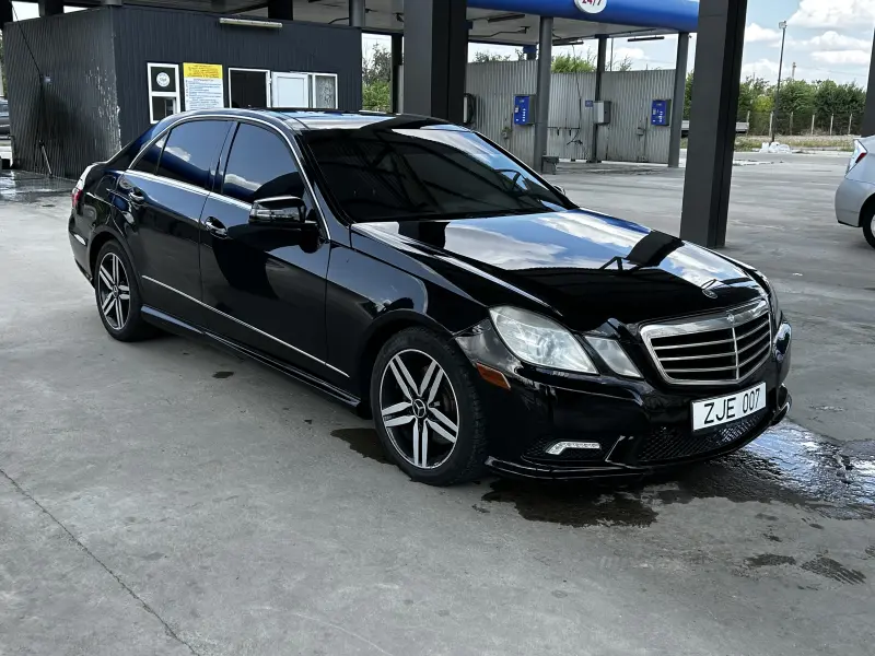 Mercedes-Benz E-Class, 2011