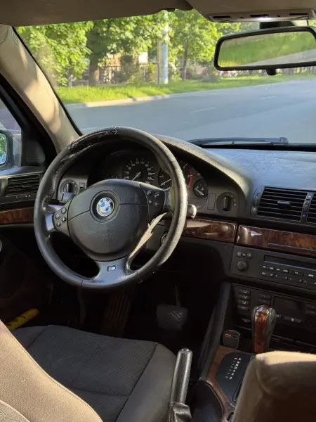 BMW 5 Series, 1999
