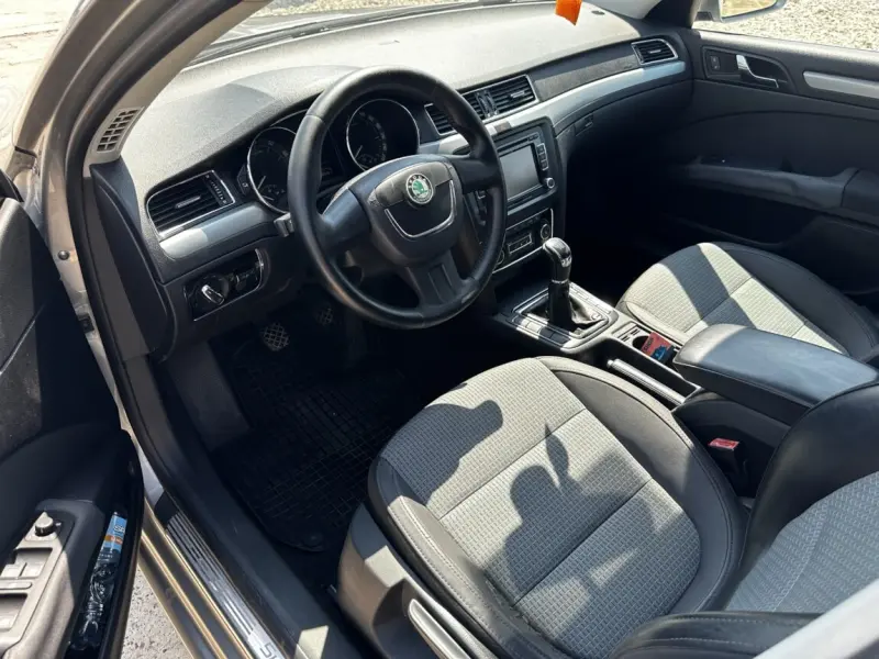 Skoda Superb, 2009