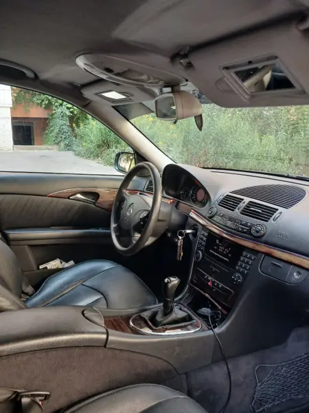 Mercedes-Benz E-Class, 2003