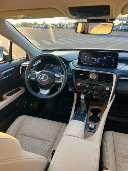 Lexus RX, 2021