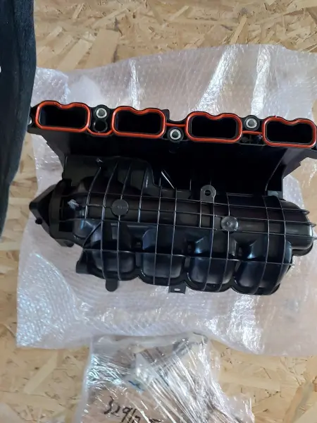 В продаже Запчасти на Toyota Sienna/Venza/Highlander
