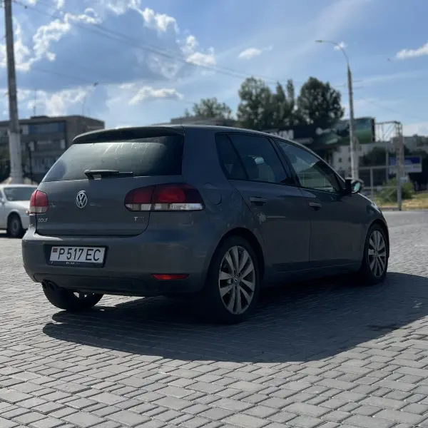 Volkswagen Golf, 2010