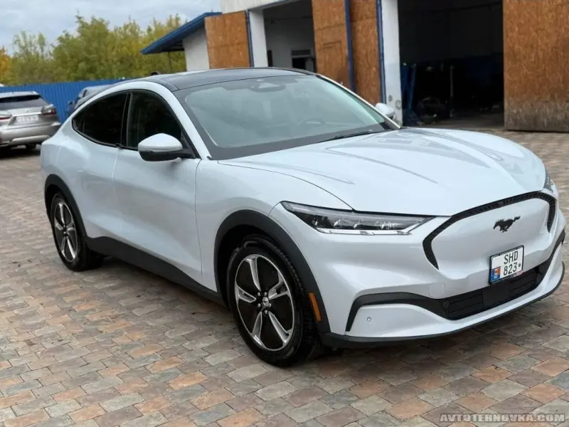 Ford Mustang, 2021
