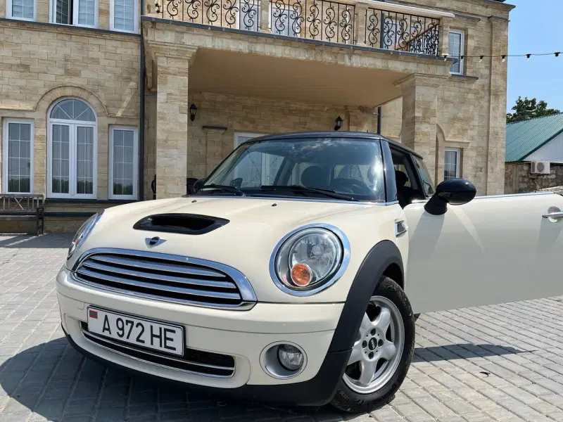 MINI One, 2009