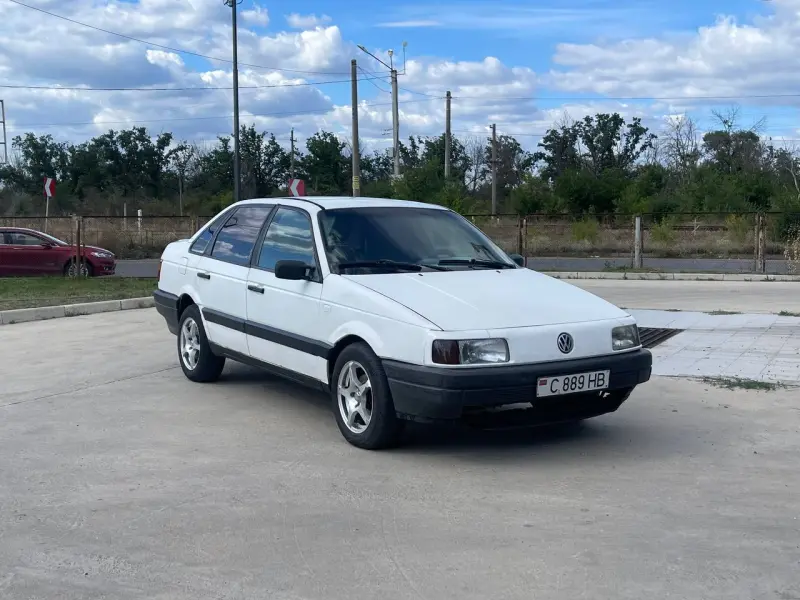 Volkswagen Passat, 1993