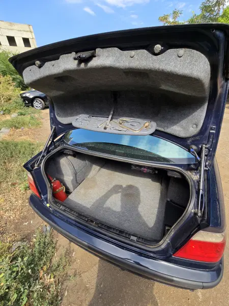 BMW 3 Series, 2001