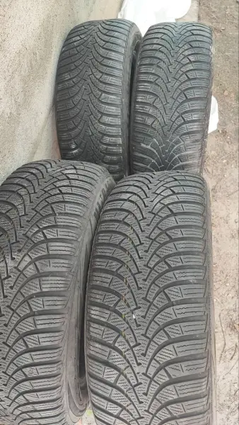 205,55,16 ком-кт 4шт  Good Year M+S зима  без шишек и ладок 2450₽