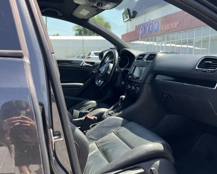 Volkswagen Golf GTI, 2010