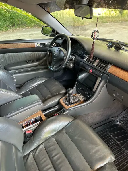 Audi A6, 1999