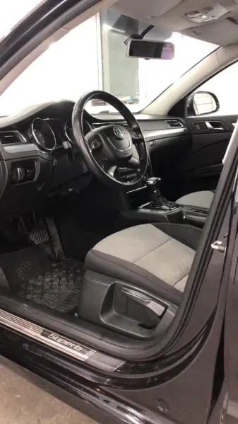 Skoda Superb, 2010