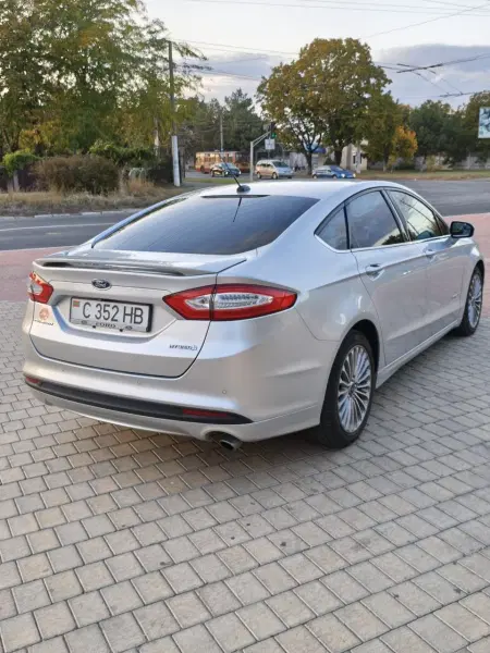 Ford Fusion, 2014