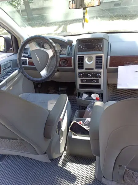 Toyota Avensis Verso, 2010
