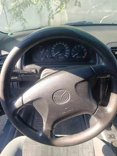 Mazda 626, 1998
