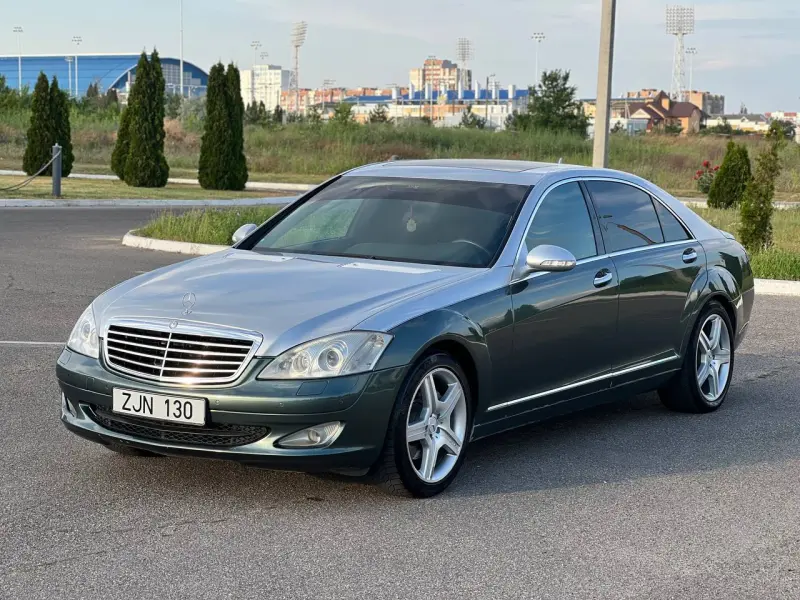 Mercedes-Benz S-Class, 2008