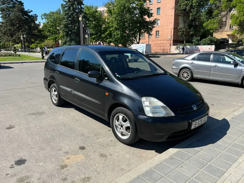 Honda Stream, 2001