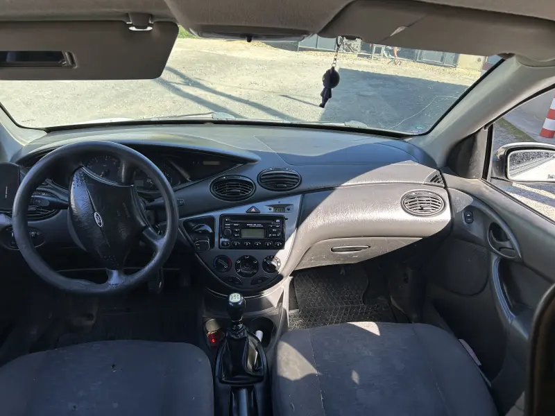 Ford Focus, 2002