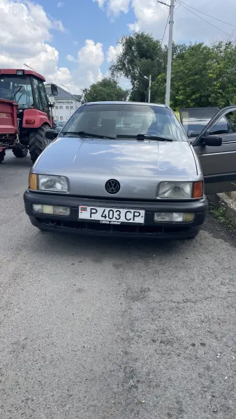 Volkswagen Passat, 1992