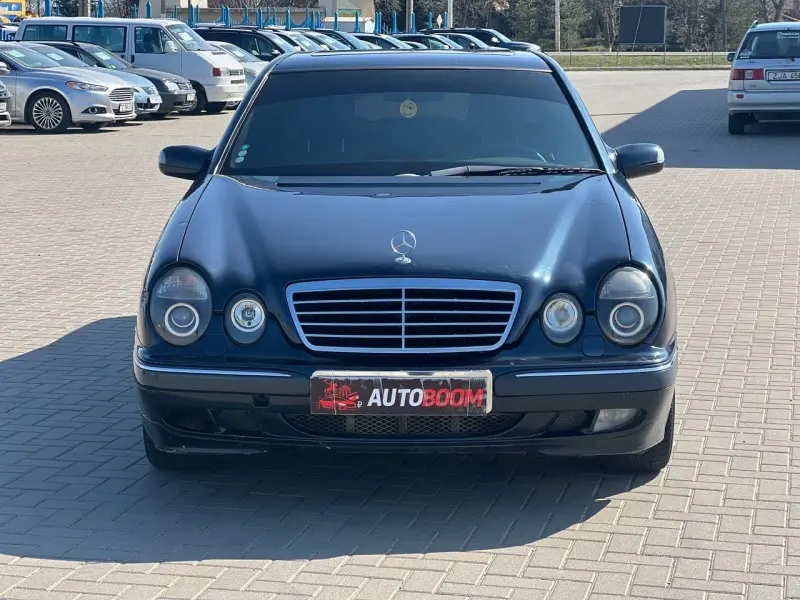 Mercedes-Benz E-Class, 2001