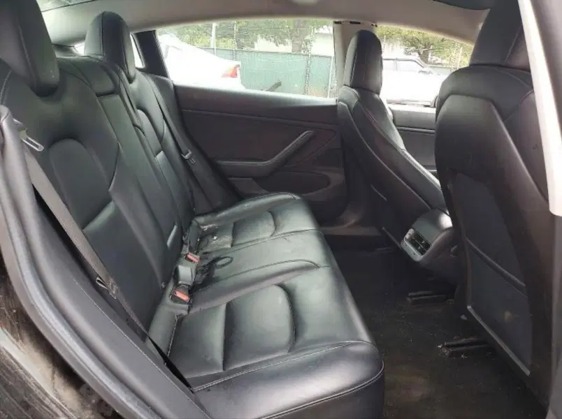 TESLA 3, 2019