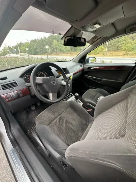 Opel Astra, 2004