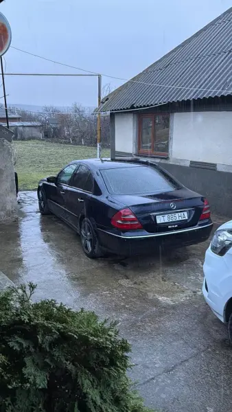 Mercedes-Benz E-Class, 2003