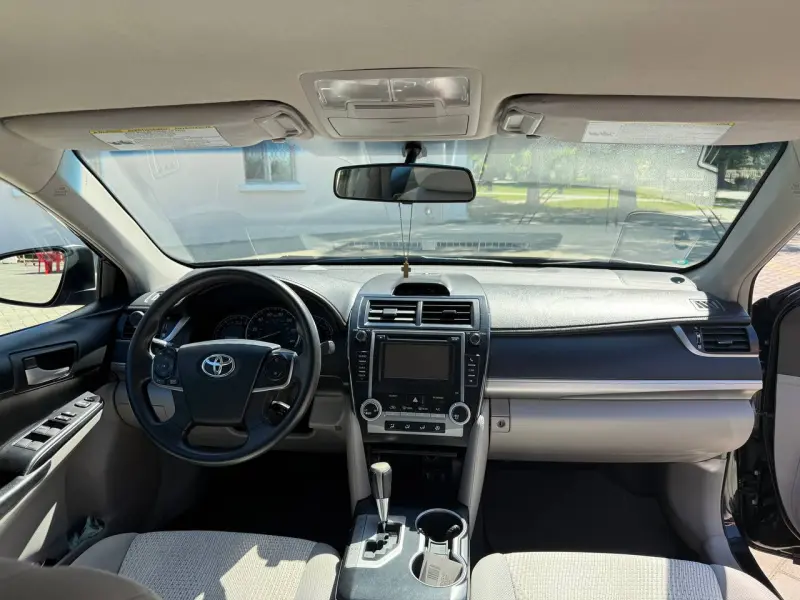 Toyota Camry, 2012