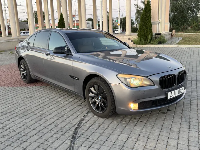 BMW 7 Series, 2010