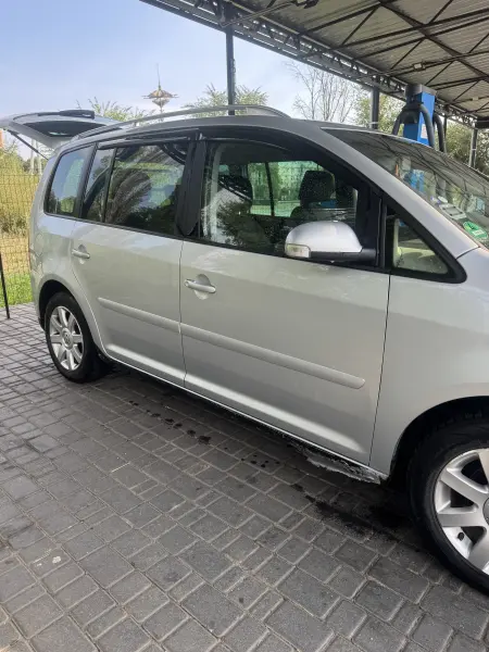 Volkswagen Touran, 2005