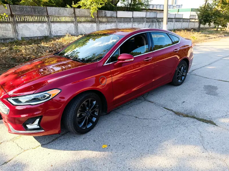 Ford Fusion, 2019