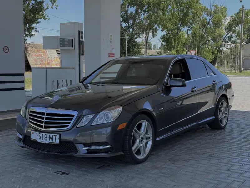 Mercedes-Benz E-Class, 2012
