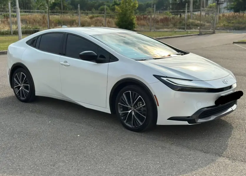 Toyota Prius, 2024