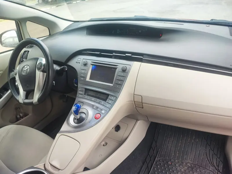 Toyota Prius, 2013