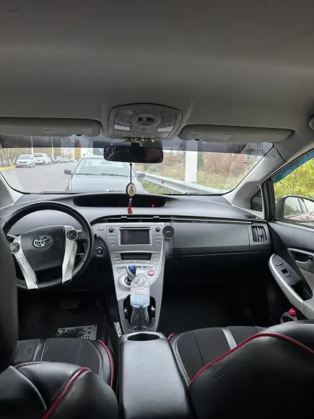Toyota Prius, 2012