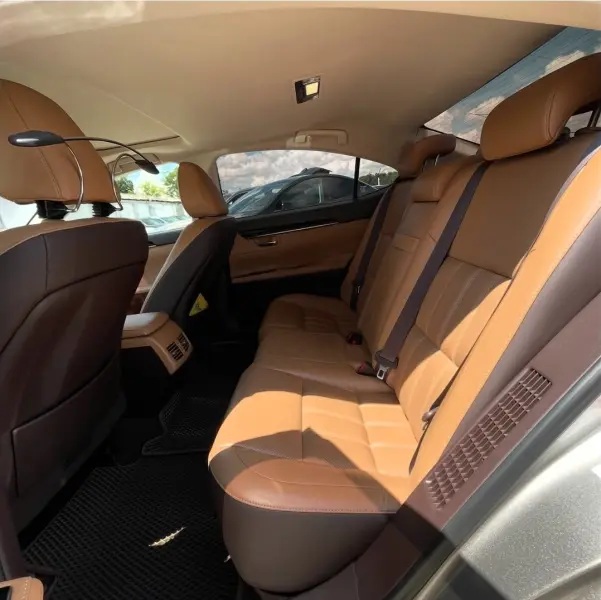Lexus ES, 2016