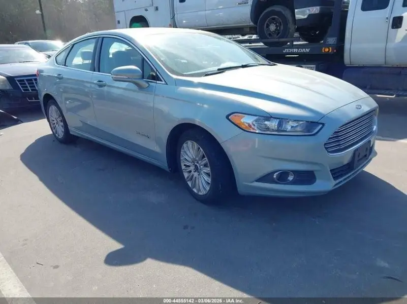 Ford Fusion, 2013